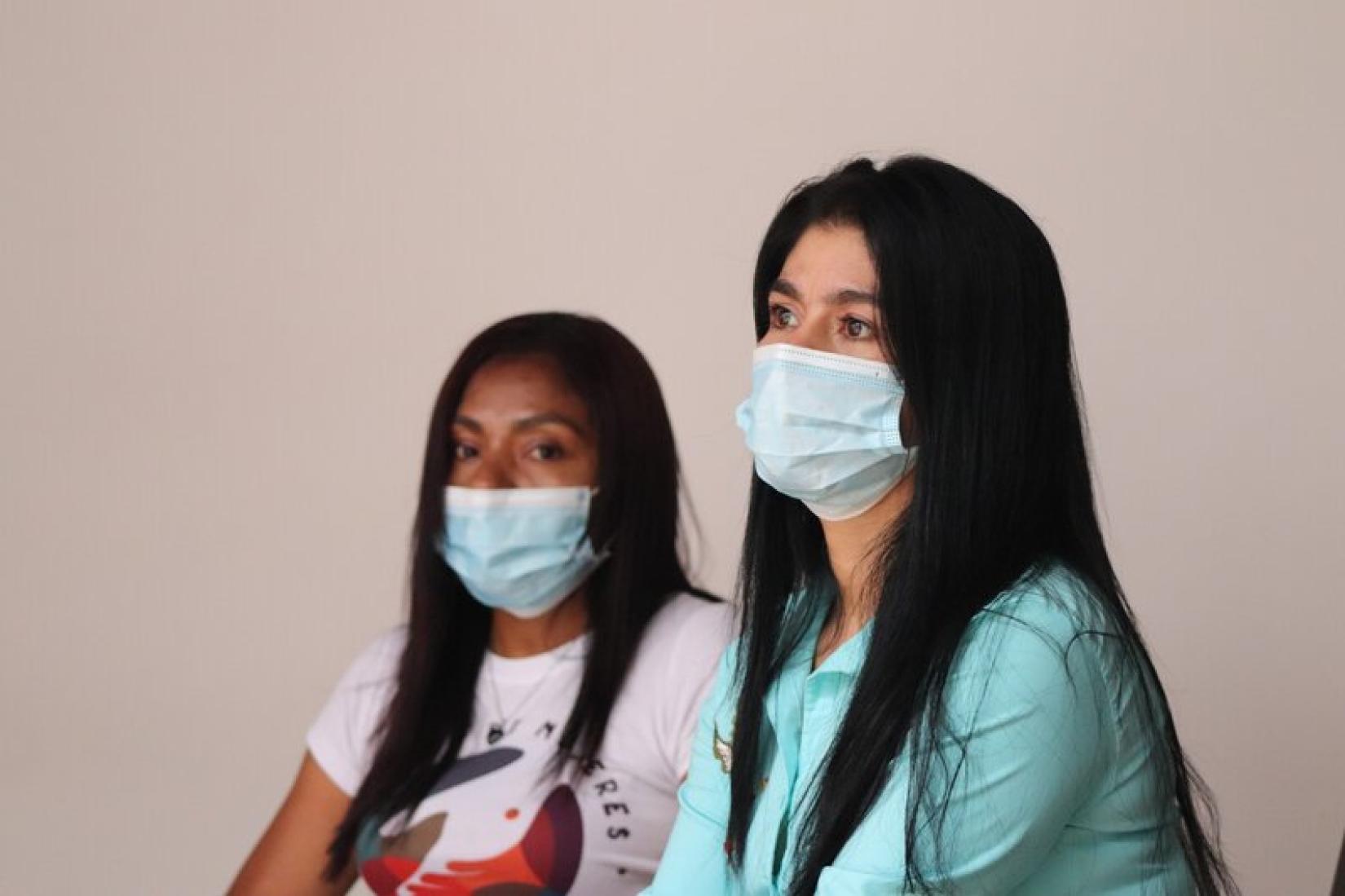 Integrantes del Mercado de Mujeres Construyendo Paz