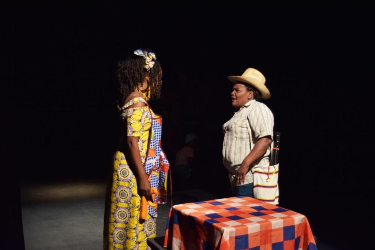 una obra de teatro de mujeres resilientes y constructoras de paz