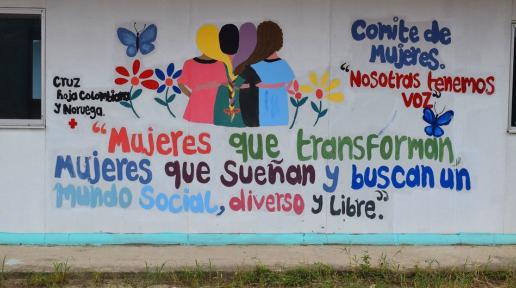 Misión de Verificación de las Naciones Unidas en Colombia Un mural en Aruaca, Colombia, promueve el mensaje de que las mujeres están detrás del cambio social y la igualdad.